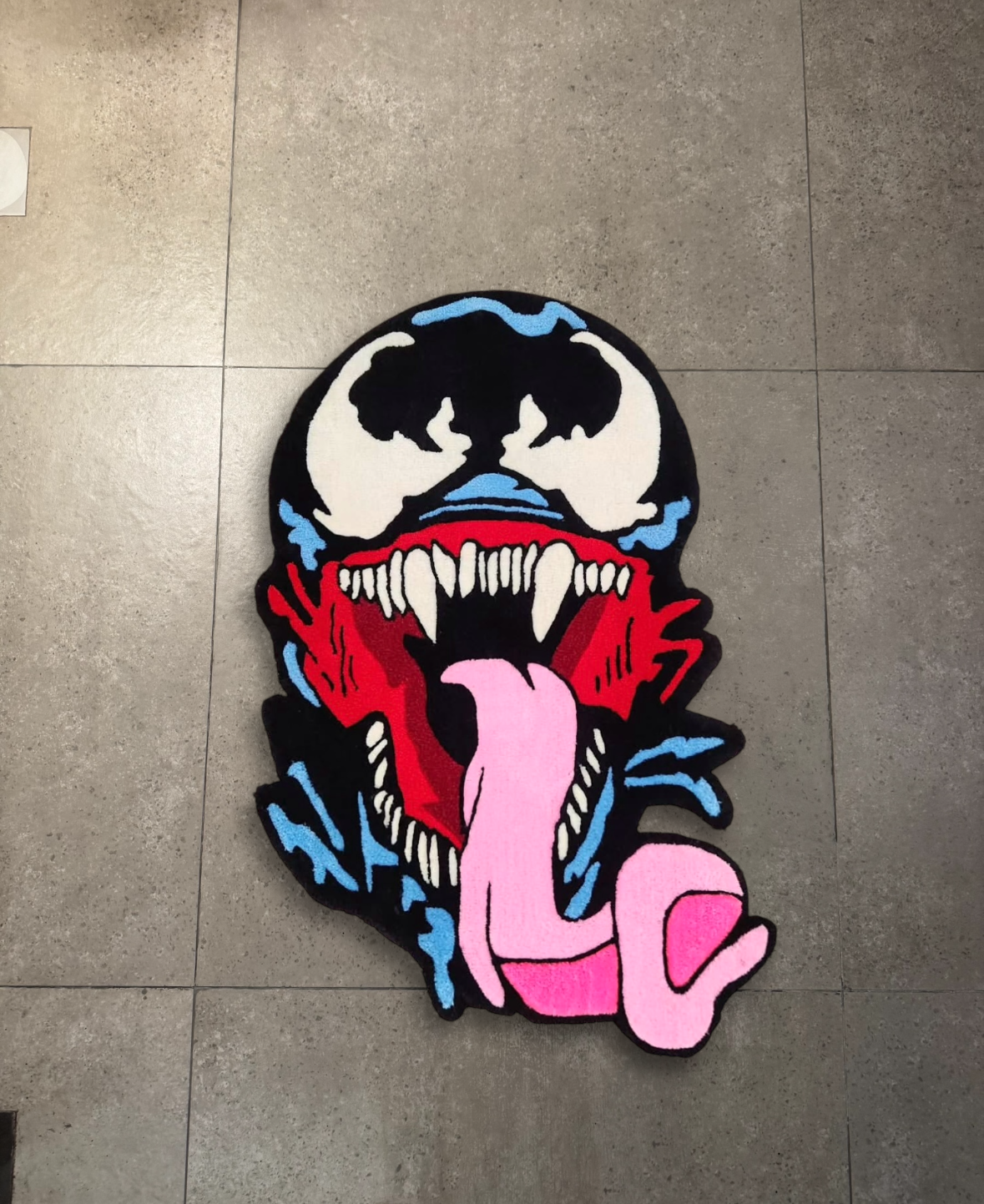 Venom Tufted Rug