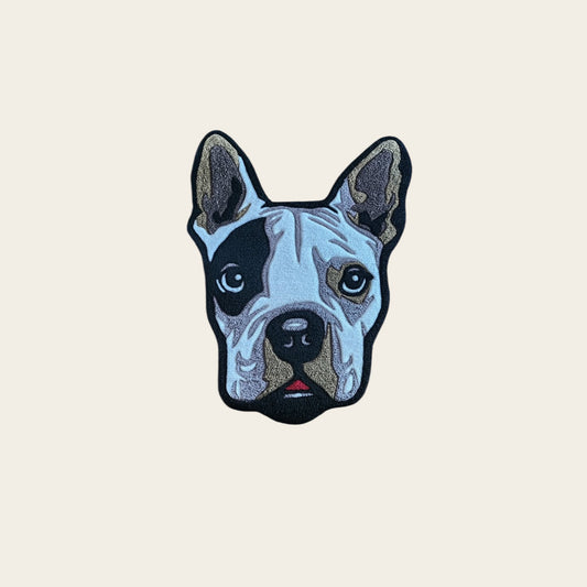 Tufted rug shaped like a French Bulldog  tapis tufting en forme de bouledogue français